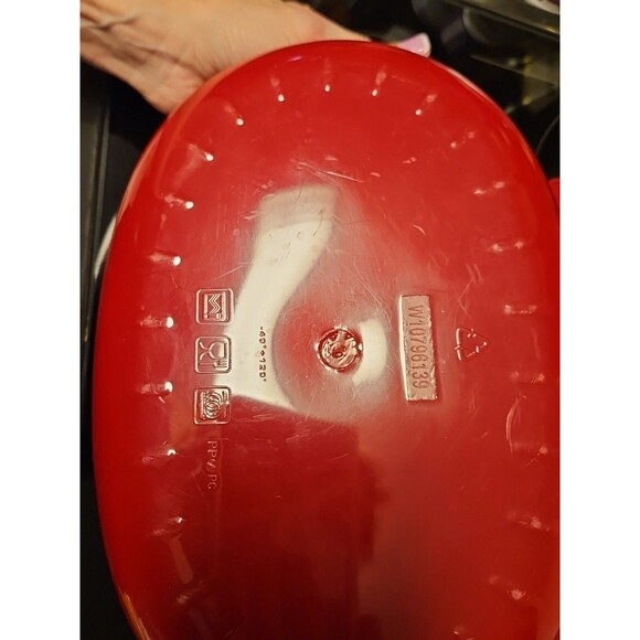 Kitchen Aid Red 9" x 13" Microwave Veggie Food Steamer 3 piece set - Picture 5 of 9